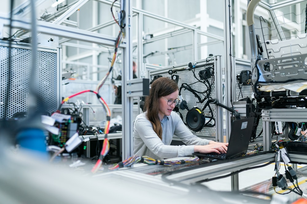 SteelSync: Modernizing Manufacturing Supply Chain with real-time LWC